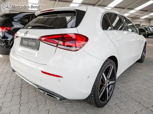 Mercedes-Benz A 200