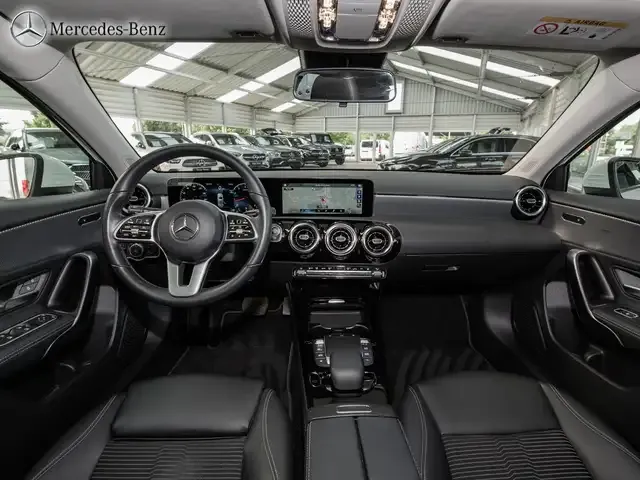 Mercedes-Benz A 200