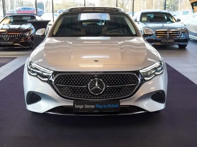 Mercedes-Benz E 300