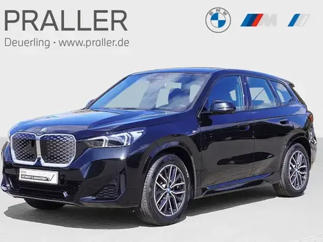 BMW iX1