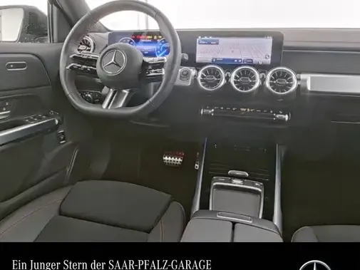 Mercedes-Benz EQB 300