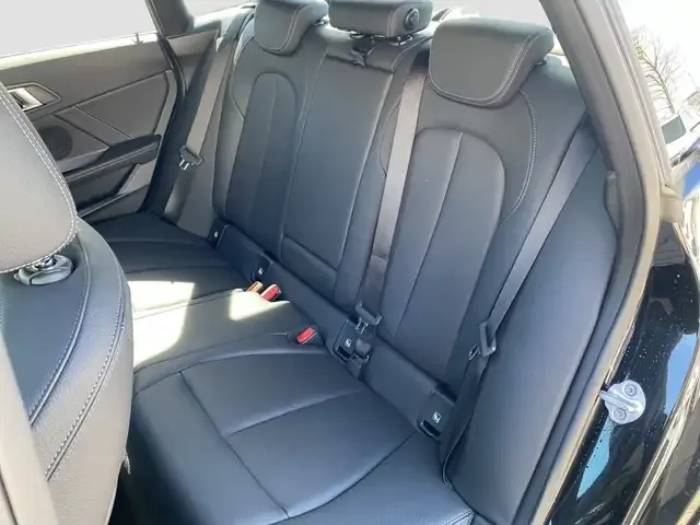 BMW 235