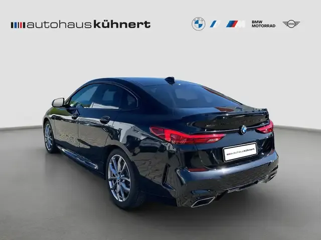 BMW 235