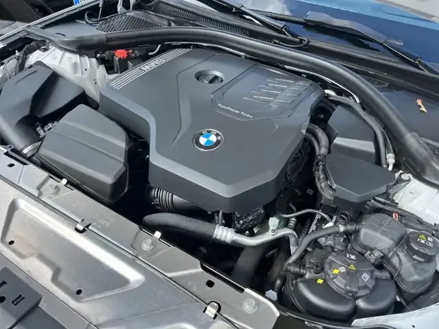 BMW 330