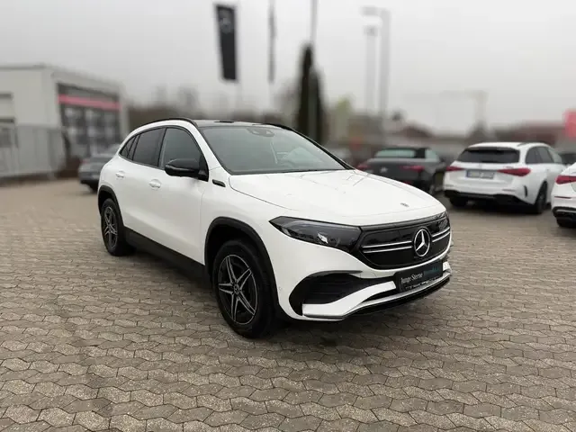 Mercedes-Benz EQA 250