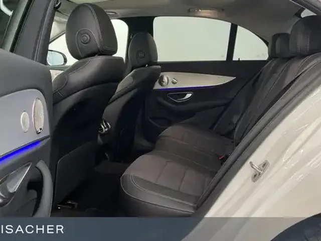 Mercedes-Benz Sonstige