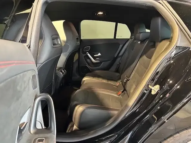 Mercedes-Benz CLA 35 AMG