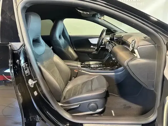 Mercedes-Benz CLA 35 AMG