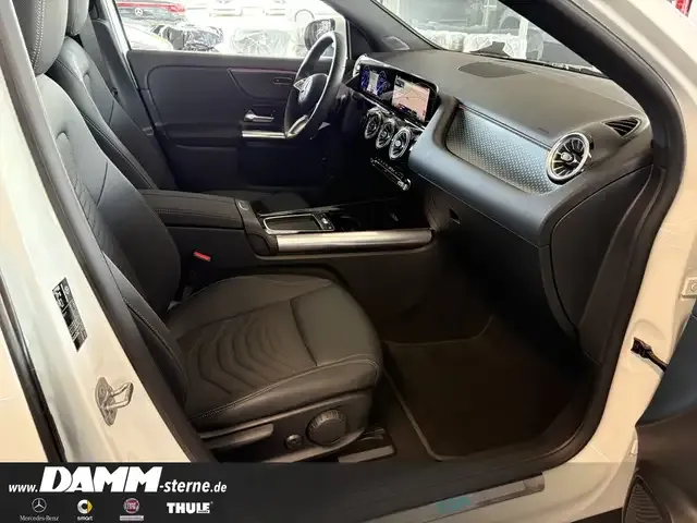 Mercedes-Benz EQA 300