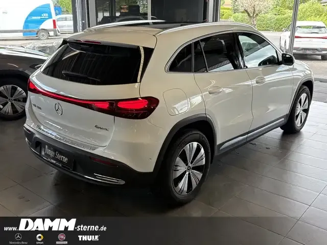 Mercedes-Benz EQA 300