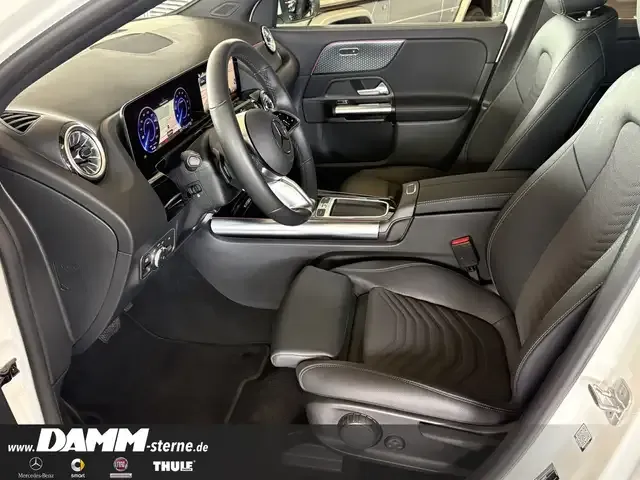 Mercedes-Benz EQA 300
