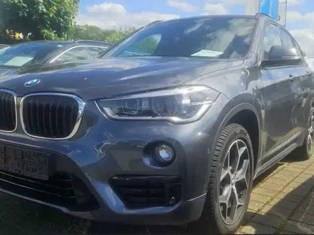 BMW X1