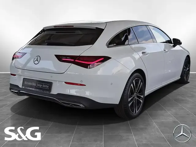 Mercedes-Benz CLA 180