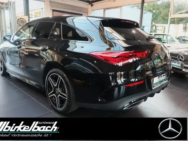 Mercedes-Benz CLA 200