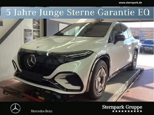 Mercedes-Benz EQS SUV