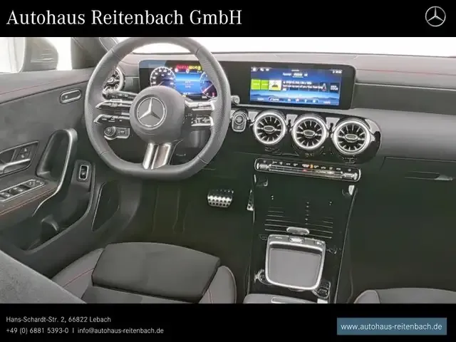 Mercedes-Benz CLA 220
