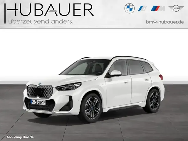 BMW iX1