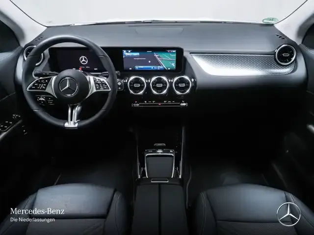 Mercedes-Benz GLA 180