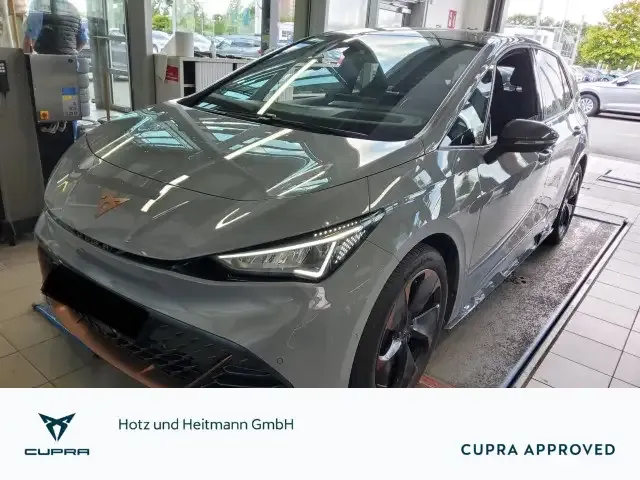 CUPRA Born