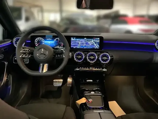 Mercedes-Benz A 250