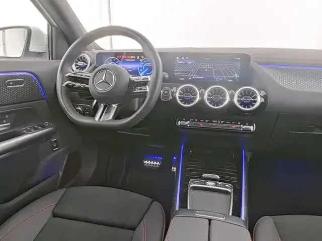 Mercedes-Benz EQA 300