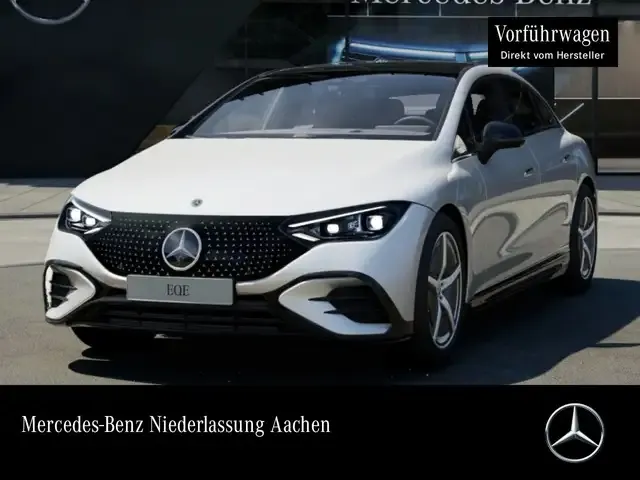 Mercedes-Benz EQE 300