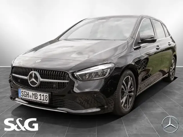 Mercedes-Benz B 180