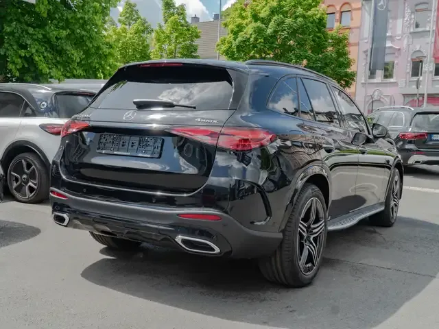 Mercedes-Benz GLC 220