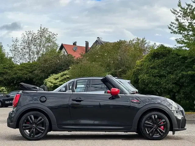 MINI John Cooper Works Cabrio