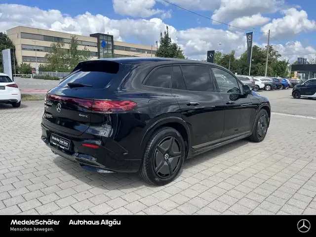 Mercedes-Benz EQS SUV