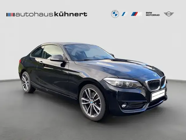 BMW 220