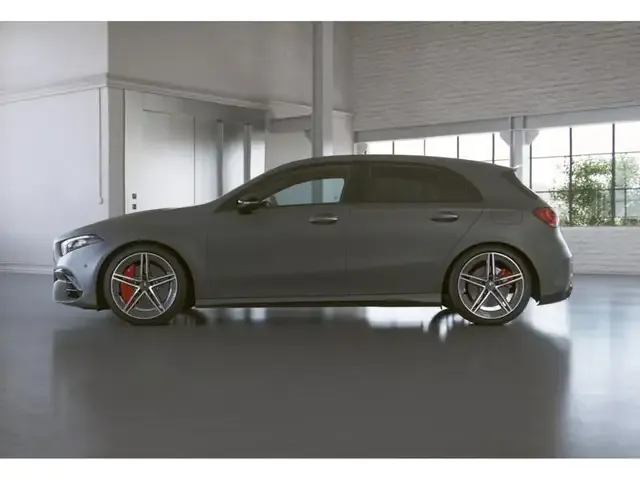 Mercedes-Benz A 45 AMG