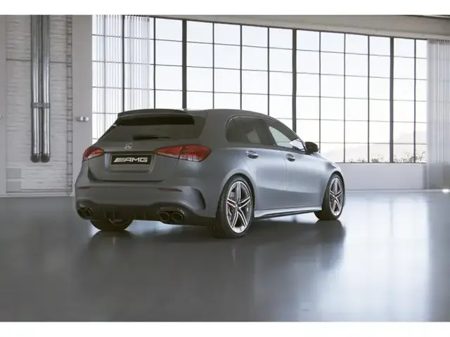 Mercedes-Benz A 45 AMG