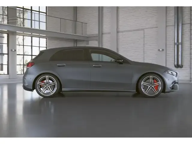 Mercedes-Benz A 45 AMG