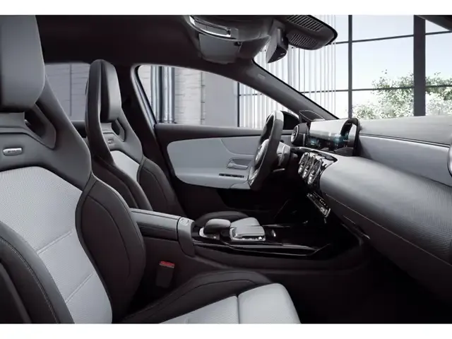 Mercedes-Benz A 45 AMG