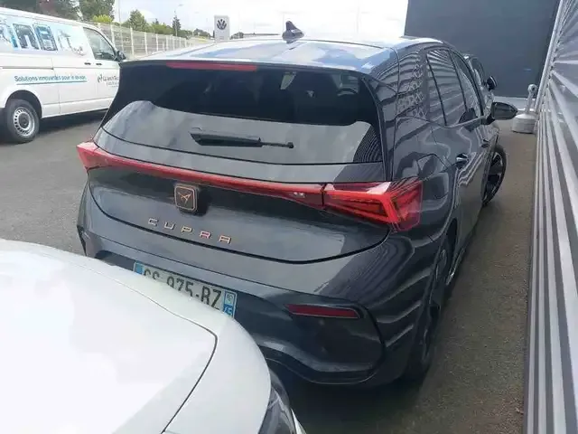 CUPRA Born
