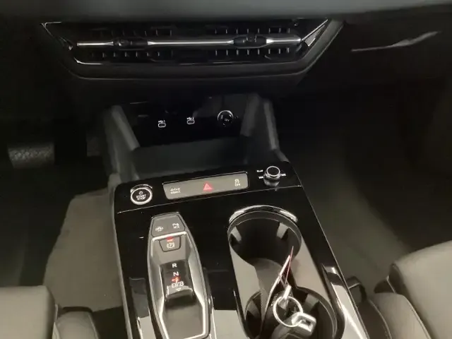 Audi Q6