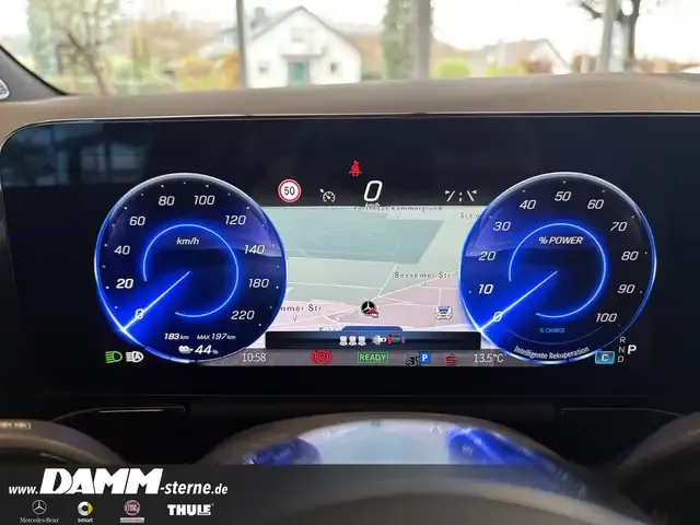 Mercedes-Benz EQA 300