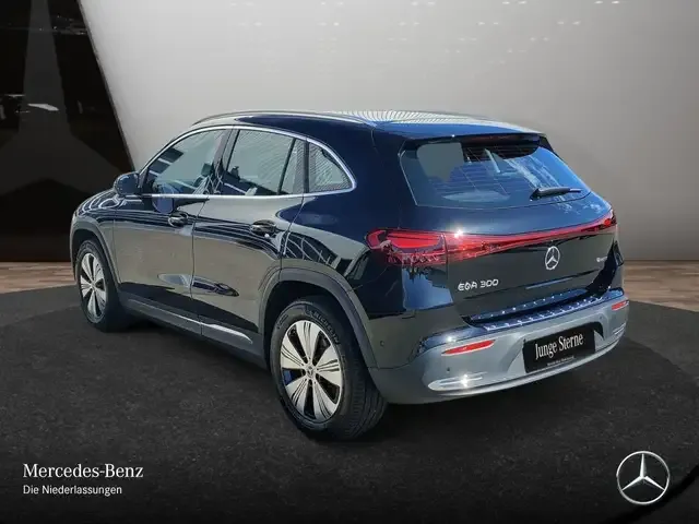 Mercedes-Benz EQA 300
