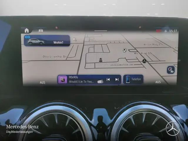 Mercedes-Benz EQA 300