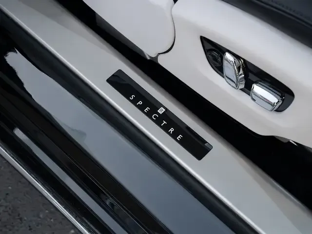 Rolls-Royce Spectre