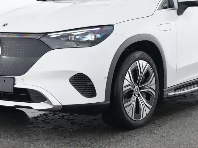 Mercedes-Benz EQE SUV