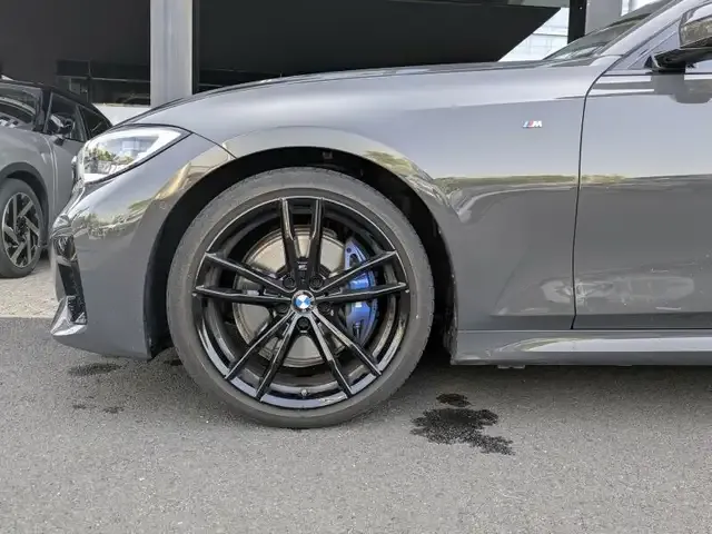 BMW 340