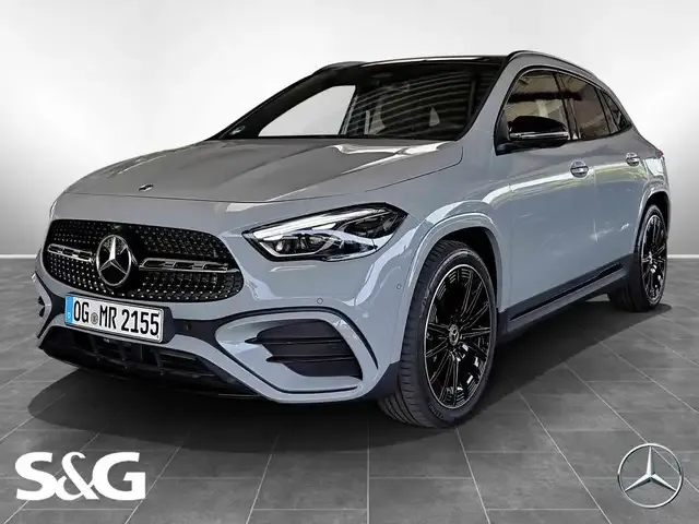 Mercedes-Benz GLA 220
