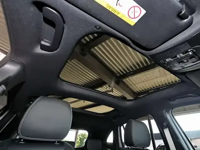 Mercedes-Benz GLA 220