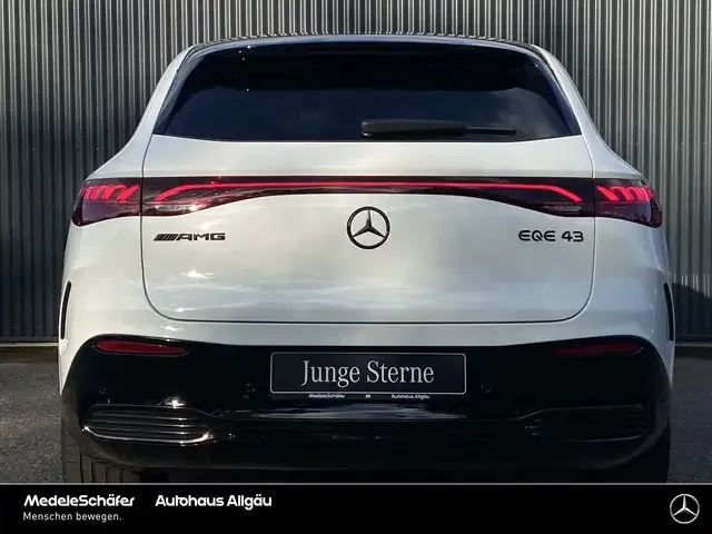 Mercedes-Benz EQE SUV