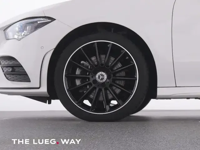 Mercedes-Benz CLA 250
