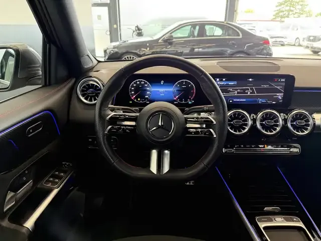 Mercedes-Benz GLB 200