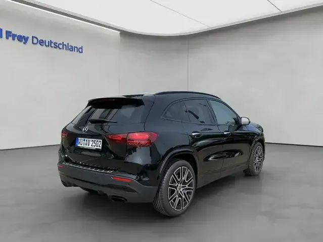 Mercedes-Benz GLA 250
