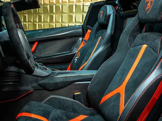 Lamborghini Aventador